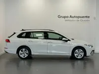 Usado VW Golf VIII 115 CV (84 kW) 2022 Blanco Familiar