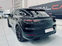 Usado Porsche Cayenne Turbo 550 CV (404 kW) 2019 Negro SUV