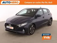Usado Hyundai i20 84 CV (61 kW) 2023 Gris Utilitario