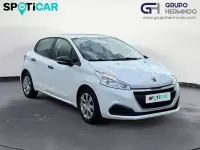 Usado Peugeot 208 Active 75 CV (55 kW) 2018 Blanco Utilitario