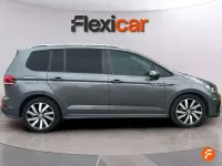 Usado VW Touran Sportline 150 CV (110 kW) 2019 Gris Monovolumen