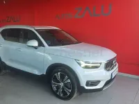 Usado Volvo XC40 Inscription 262 CV (192 kW) 2021 Gris / plata SUV