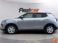 Usado SsangYong Tivoli 135 CV (99 kW) 2024 Gris SUV
