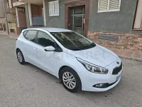 Usado Kia Ceed 100 CV (73 kW) 2014 Blanco Utilitario