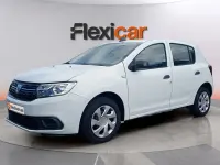 Usado Dacia Sandero Acces 73 CV (53 kW) 2019 Blanco Berlina