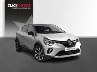 Usado Renault Captur Techno 90 CV (66 kW) 2023 Gris SUV