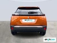 Usado Peugeot 2008 Allure 101 CV (74 kW) 2023 Naranja SUV