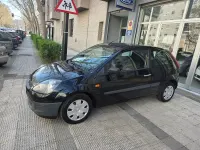 Usado Ford Fiesta Ambiente 70 CV (51 kW) 2008 Negro Utilitario