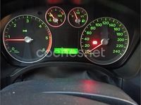 Usado Ford C-MAX Ghia 136 CV (100 kW) 2006 Rojo Monovolumen