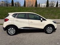 Usado Renault Captur Zen 90 CV (66 kW) 2014 Beige SUV
