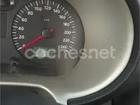 Usado Seat Leon 110 CV (80 kW) 2003 Rosa Utilitario