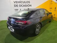 Usado Opel Insignia Selective 136 CV (100 kW) 2018 Azul Berlina