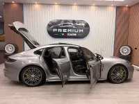 Usado Porsche Panamera Turbo S E-Hybrid Executive Executive 680 CV (500 kW) 2017 Gris / plata Utilitario