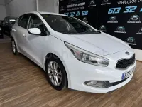 Usado Kia Ceed GT 90 HP (66 kW) 2013 Branco Sedan