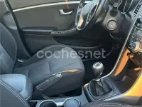 Usado Hyundai i30 90 CV (66 kW) 2014 Negro Berlina