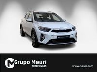 Usado Kia Stonic 101 CV (74 kW) 2025 Blanco SUV