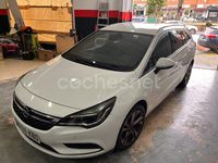 Usado Opel Astra Excellence 136 CV (100 kW) 2018 Blanco Familiar