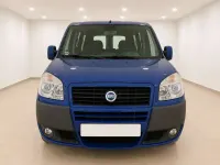 Usado Fiat Doblò Dynamic 75 CV (55 kW) 2007 Azul Monovolumen