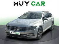 Usado VW Passat Executive 122 CV (89 kW) 2023 Gris / plata Familiar