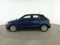 Usado Audi A1 Sportback Attraction 116 CV (85 kW) 2015 Azul Utilitario