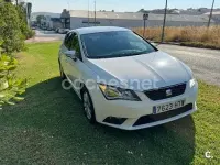 Usado Seat Leon Reference 90 CV (66 kW) 2013 Blanco Berlina