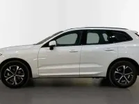 Usado Volvo XC60 Core 2025 Oro SUV