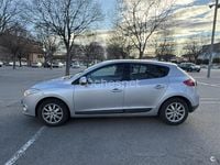 Usado Renault Mégane Expression 105 CV (77 kW) 2010 Gris / plata Berlina