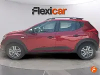 Usado Dacia Sandero Essentiel 91 CV (66 kW) 2021 Granate Utilitario