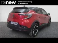 Usado Renault Captur Techno 100 CV (73 kW) 2025 Rojo SUV