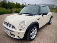 Usado Mini ONE 90 CV (66 kW) 2006 Beige Utilitario