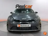 Usado Kia Ceed 136 CV (100 kW) 2023 Gris Utilitario