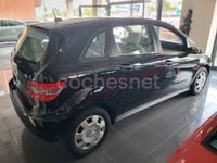 Usado Mercedes B180 109 CV (80 kW) 2006 Negro Monovolumen
