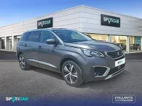 Usado Peugeot 5008 Allure 130 CV (95 kW) 2019 Gris SUV