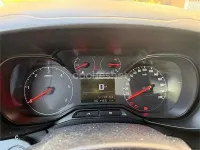 Używany Opel Combo Life Expression 102 KM (75 kW) 2019 Biały Minivan