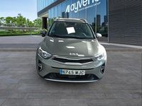 Usado Kia Stonic 120 CV (88 kW) 2023 Verde SUV