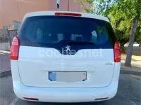 Usado Peugeot 5008 Active 115 CV (84 kW) 2013 Blanco Monovolumen