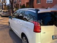 Usado Peugeot 5008 Allure 120 CV (88 kW) 2016 Blanco Monovolumen