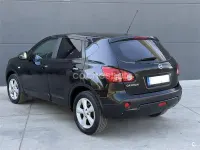 Usado Nissan Qashqai Tekna 140 CV (102 kW) 2008 Negro SUV