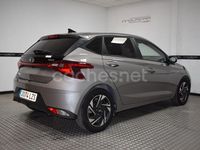 Usado Hyundai i20 100 CV (73 kW) 2022 Gris / plata Berlina