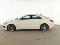 Usado Mercedes CLA200 AMG line 155 CV (114 kW) 2015 Blanco Coupe