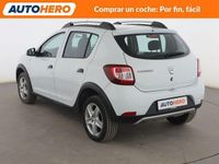 Usado Dacia Sandero Stepway 90 CV (66 kW) 2015 Blanco Berlina