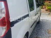 Usado Renault Kangoo 75 CV (55 kW) 2015 Blanco Monovolumen