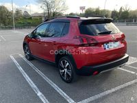 Usado Peugeot 2008 GT-line 120 CV (88 kW) 2017 Granate SUV