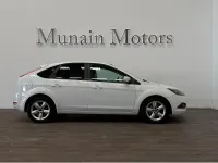 Käytetty Ford Focus Trend 90 HP (66 kW) 2010 Valkoinen Sedan