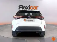 Usado Toyota Yaris Cross Active 116 CV (85 kW) 2023 Blanco SUV