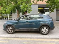 Usado Peugeot 3008 Allure 131 CV (96 kW) 2018 Azul SUV