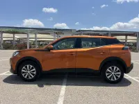 Usado Peugeot 2008 Active 110 CV (80 kW) 2021 Naranja SUV