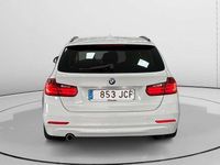 Usado BMW 318 144 CV (105 kW) 2015 Blanco Familiar