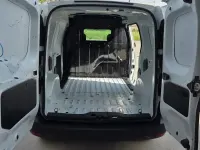 Usado Dacia Dokker Essentiel 100 CV (73 kW) 2019 Blanco Monovolumen