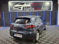 Usado Renault Clio IV Life 75 CV (55 kW) 2017 Gris / plata Berlina